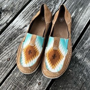 Ariat Cruisers